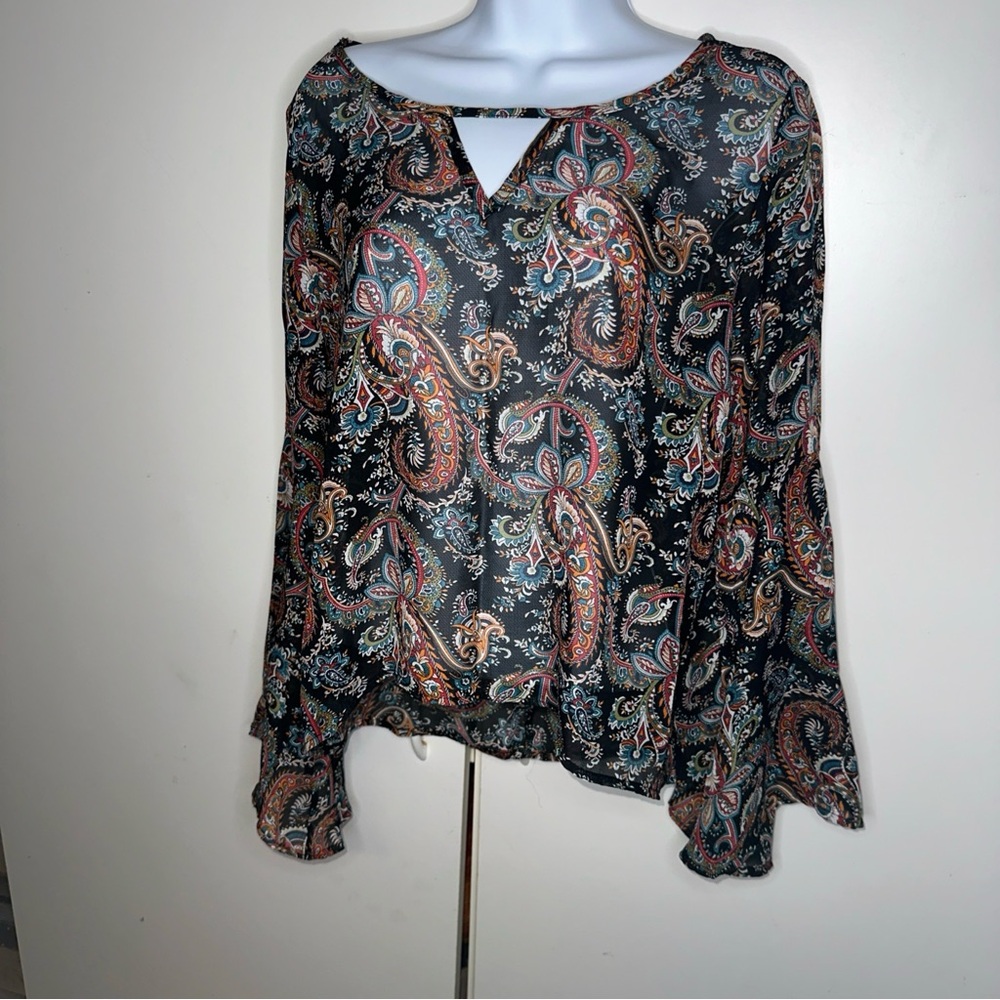 Chic happens ChiPaisley Print Women's Top - Black and Multicolor